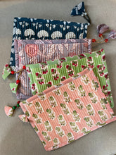 画像をギャラリービューアに読み込む, キルトポーチ