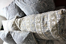 画像をギャラリービューアに読み込む, 【OUTLET 30%OFF】クッションカバー Yellow & Grey 60cmX60cm (2枚セット)