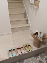 画像をギャラリービューアに読み込む, alwan MAROC BABOUCHE simple ( Blue&Pink&Green)